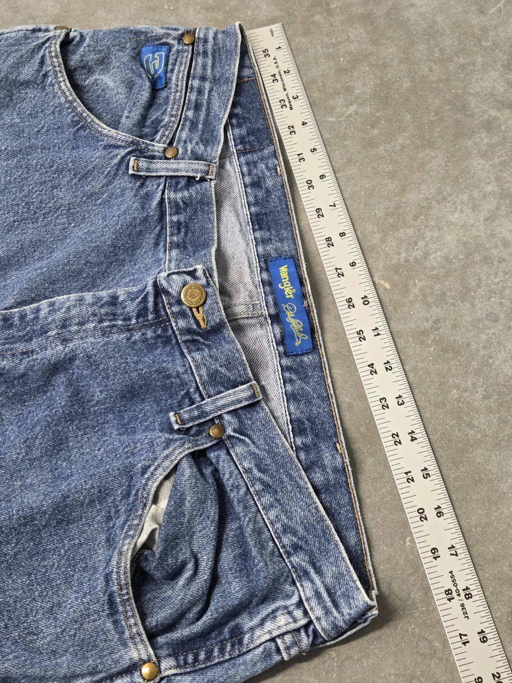 Dale Earnhardt Sr. Wrangler Light Washed Relaxed Jeans Distressed Vintage